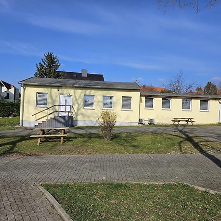 Gästehaus Heinrich Heine Schule Bad Dürrenberg Exterior foto